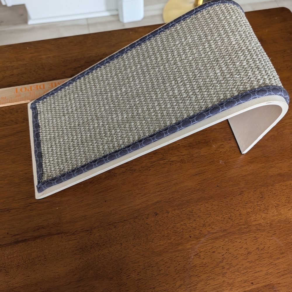 Gray and Tan Cat Scratching Ramp - Picture 6 of 6